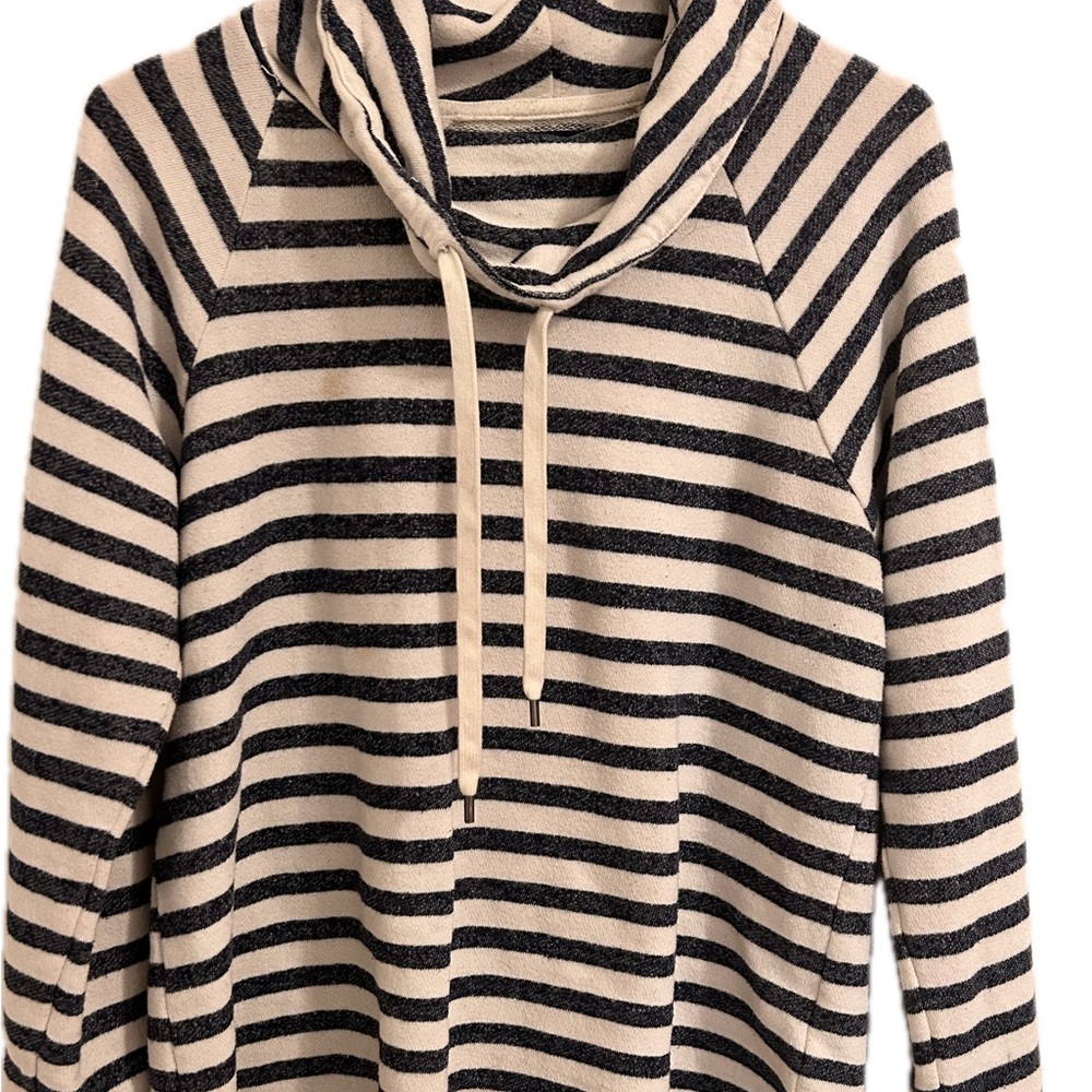 Women’s Sweater